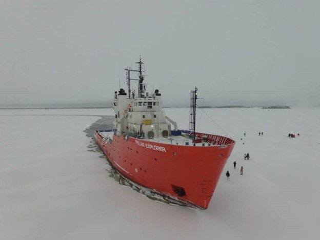 Rovaniemi: Icebreaker Cruise with Lunch and Ice Floating