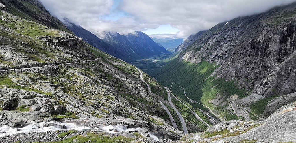 Norway-Trolls-Road